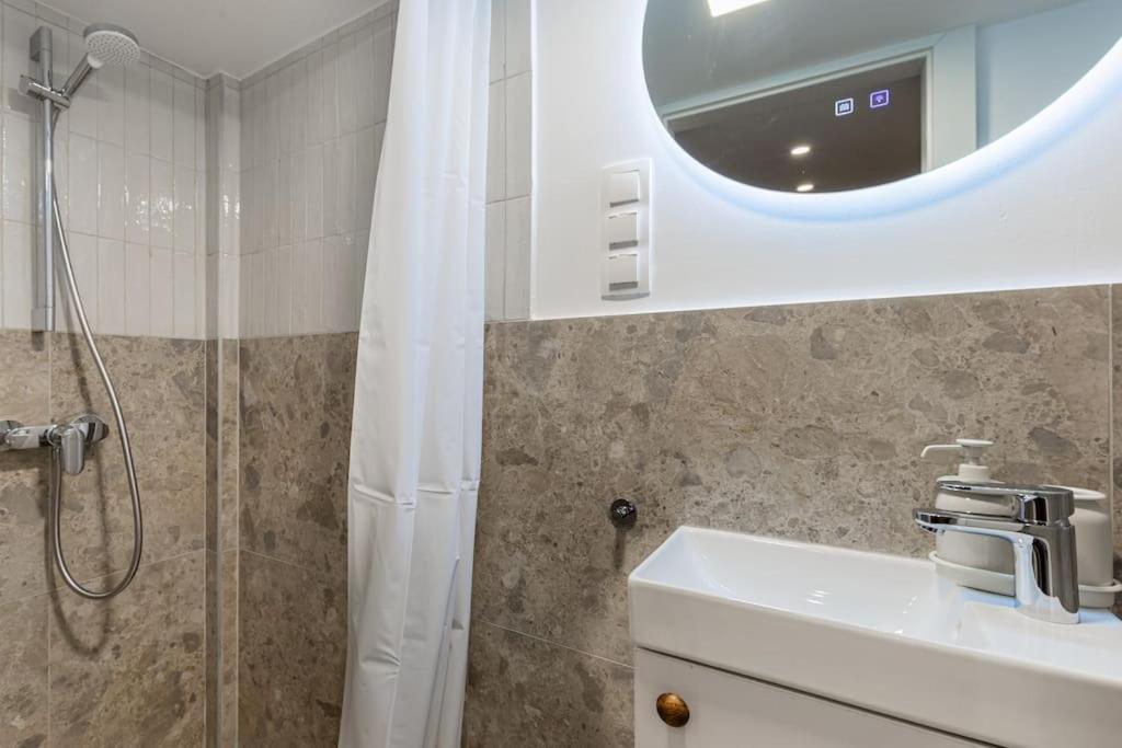 Nescaflat 3In1 First Apartment Budapeşte Dış mekan fotoğraf